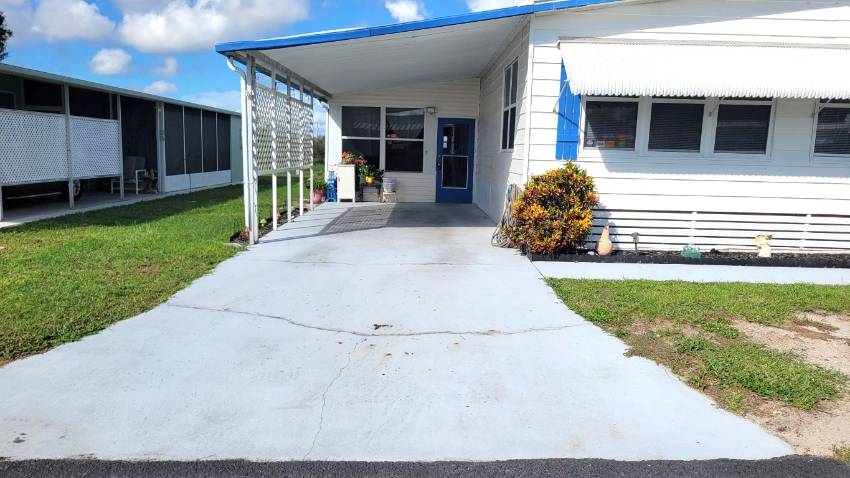 234 Green Haven Rd. W. a Dundee, FL Mobile or Manufactured Home for Sale